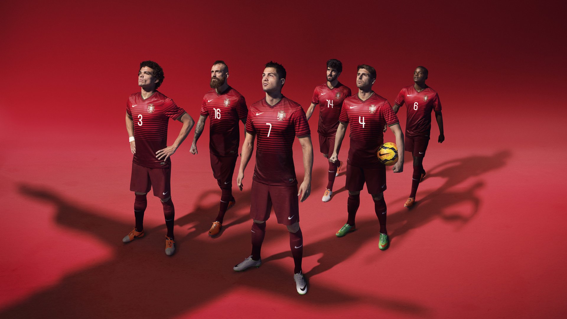 中超联赛中国队逆袭 球员表现备受认可,2021中超队伍